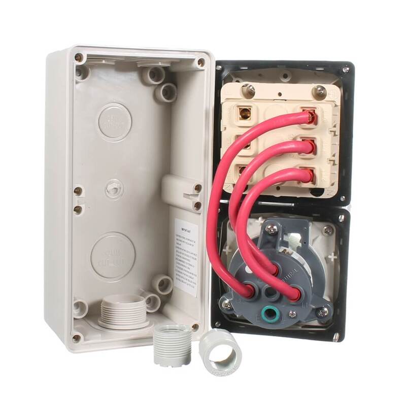 Elec 4 Pin 10amp Switched Socket Outlet 500v IP66